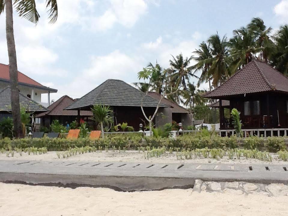 Mega Cottages Nusa Lembongan  Exterior photo